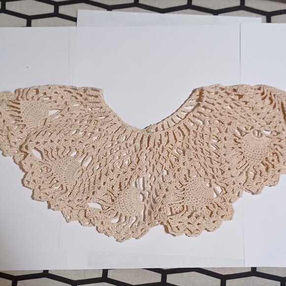 Boho Ecru Crochet Collar - Picture 3 of 3